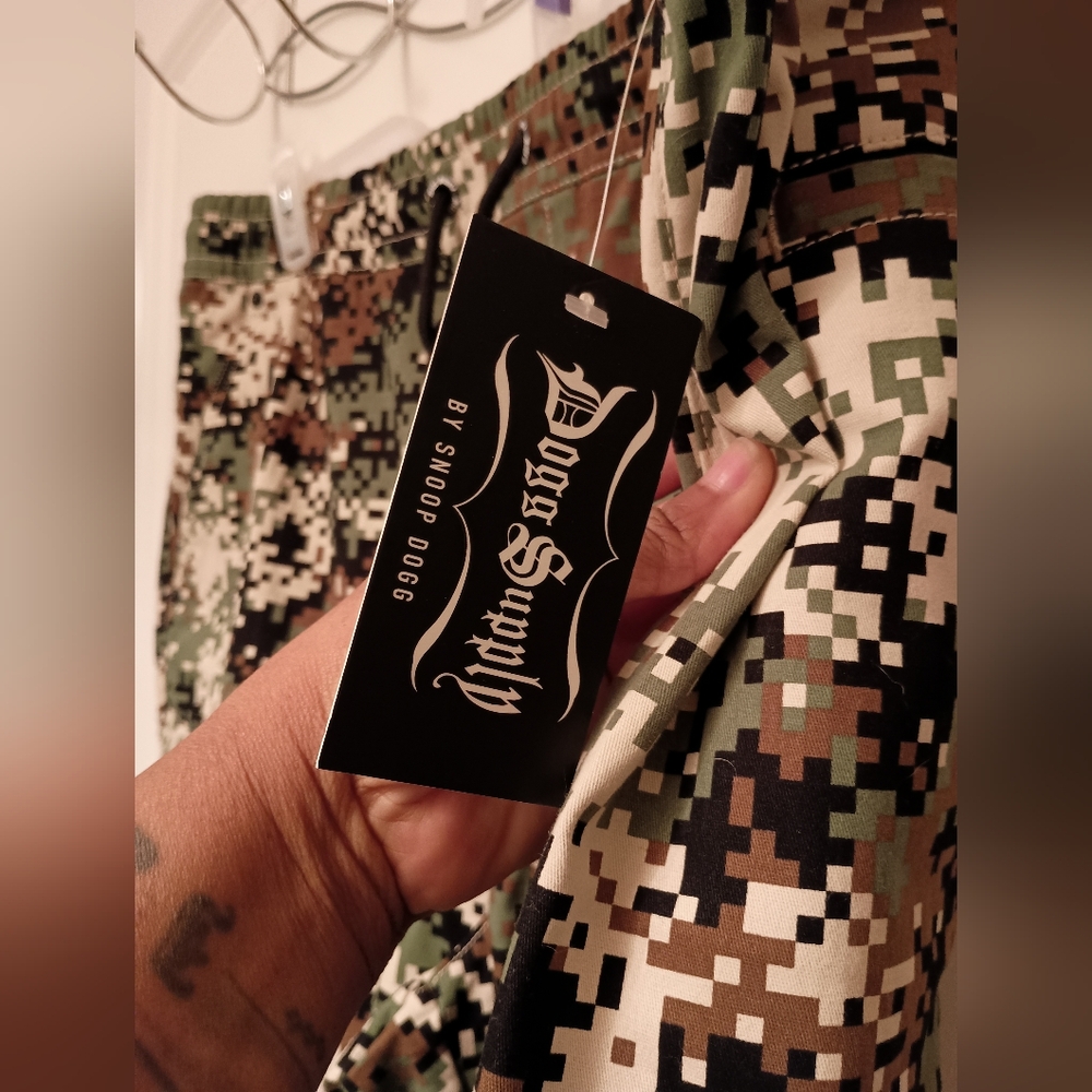 Cargo pants - Picture 2 of 3